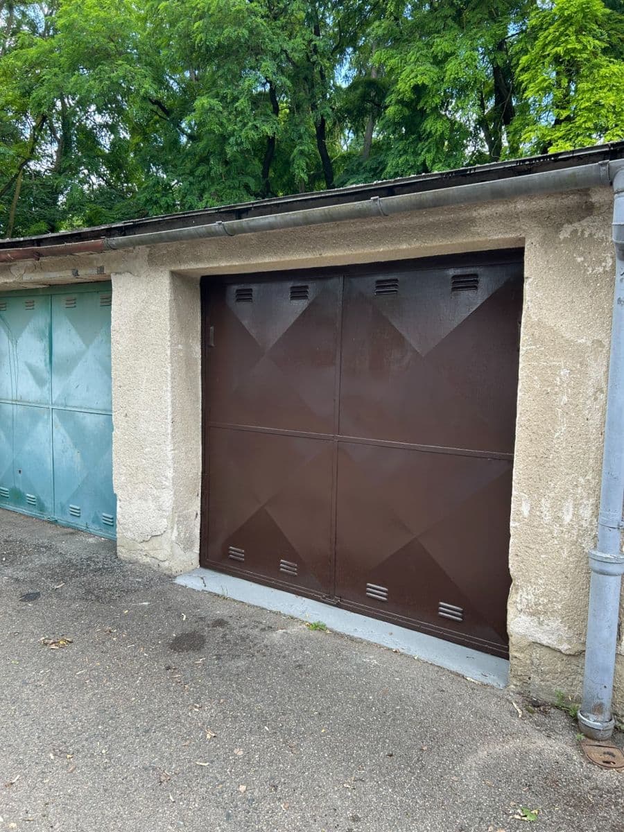 Prenájom garáže 15 m², Horní, Brno, Jihomoravský kraj Prenájom garáže 15 m², Horní, Brno, Jihomoravský kraj