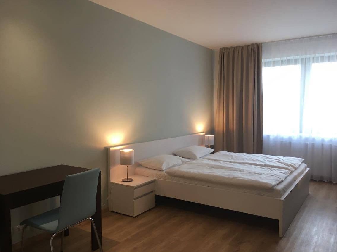 Prenájom bytu 2-izbový 68 m², Mukařovského, Praha, Praha Prenájom bytu 2-izbový 68 m², Mukařovského, Praha, Praha