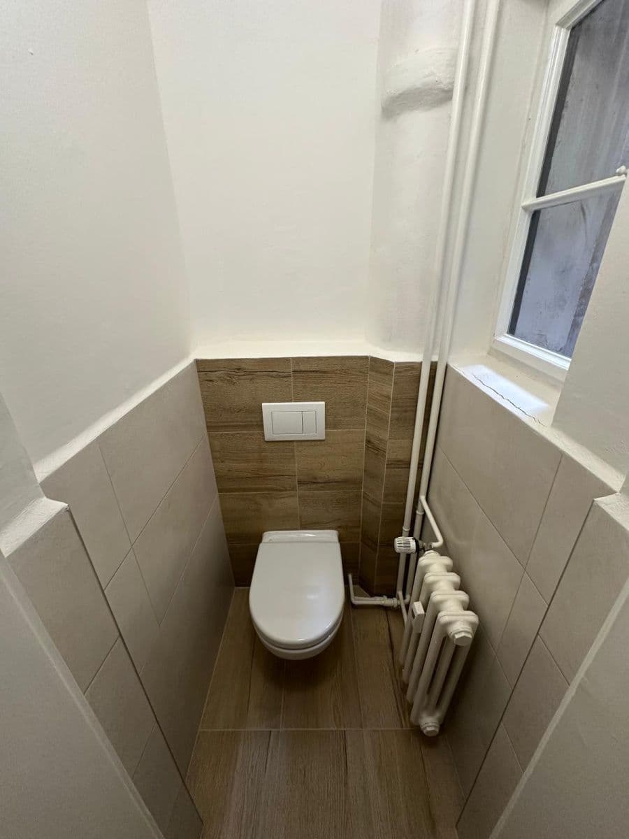 Prenájom bytu 3-izbový 72 m², Soukenická, Praha, Praha Prenájom bytu 3-izbový 72 m², Soukenická, Praha, Praha