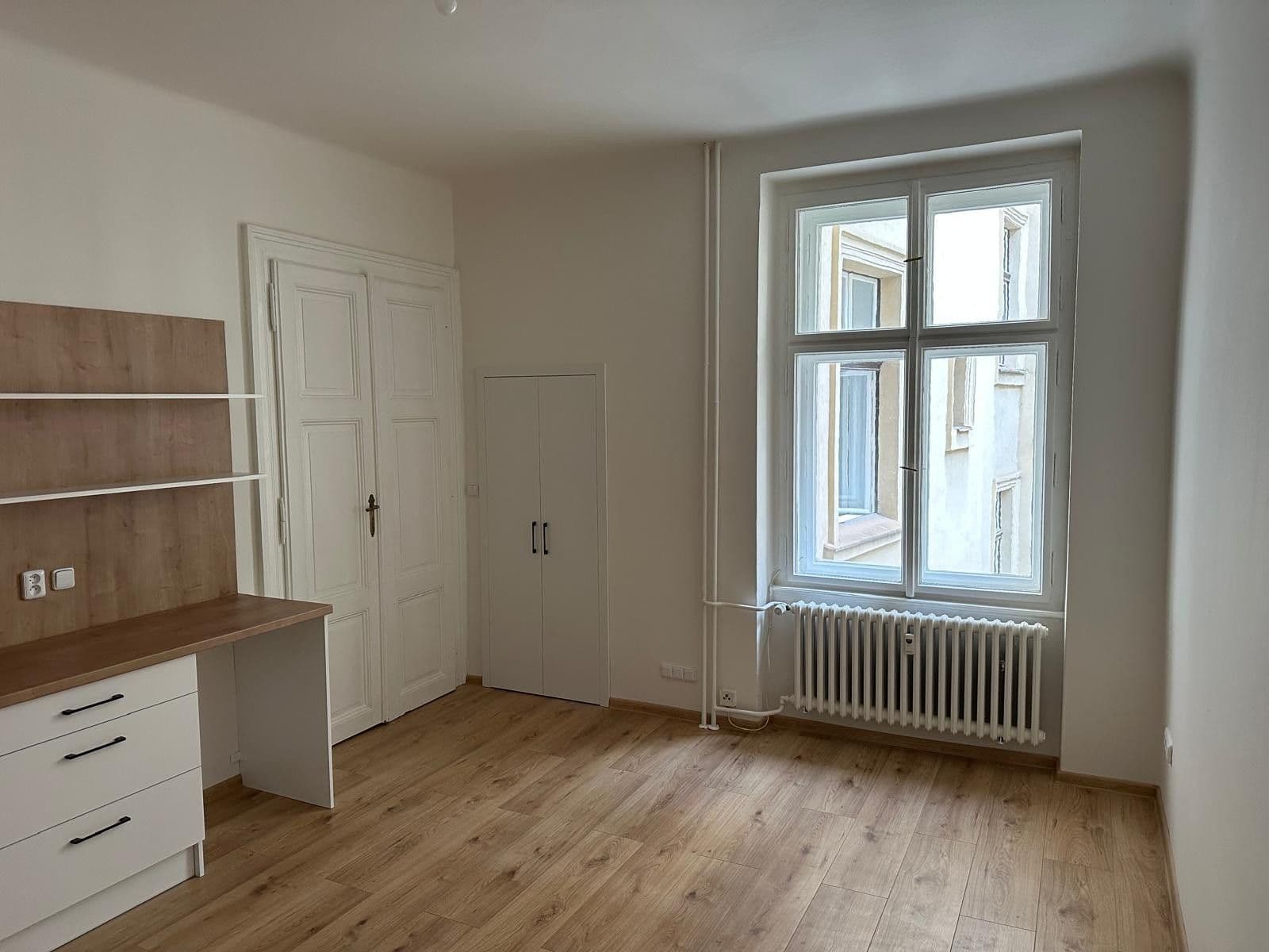 Prenájom bytu 3-izbový 72 m², Soukenická, Praha, Praha Prenájom bytu 3-izbový 72 m², Soukenická, Praha, Praha