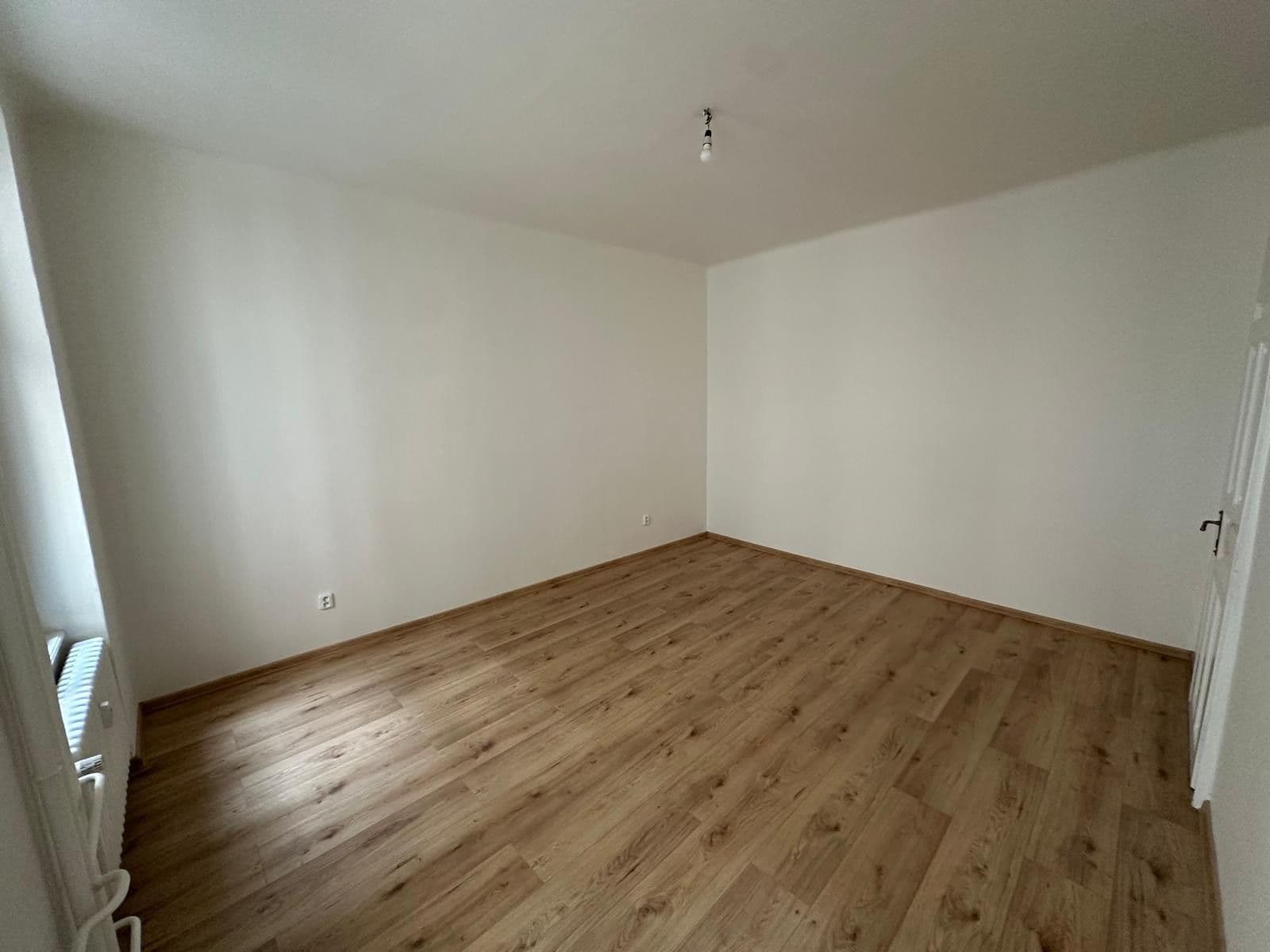 Prenájom bytu 3-izbový 72 m², Soukenická, Praha, Praha Prenájom bytu 3-izbový 72 m², Soukenická, Praha, Praha