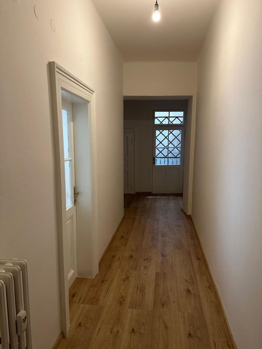 Prenájom bytu 3-izbový 72 m², Soukenická, Praha, Praha Prenájom bytu 3-izbový 72 m², Soukenická, Praha, Praha