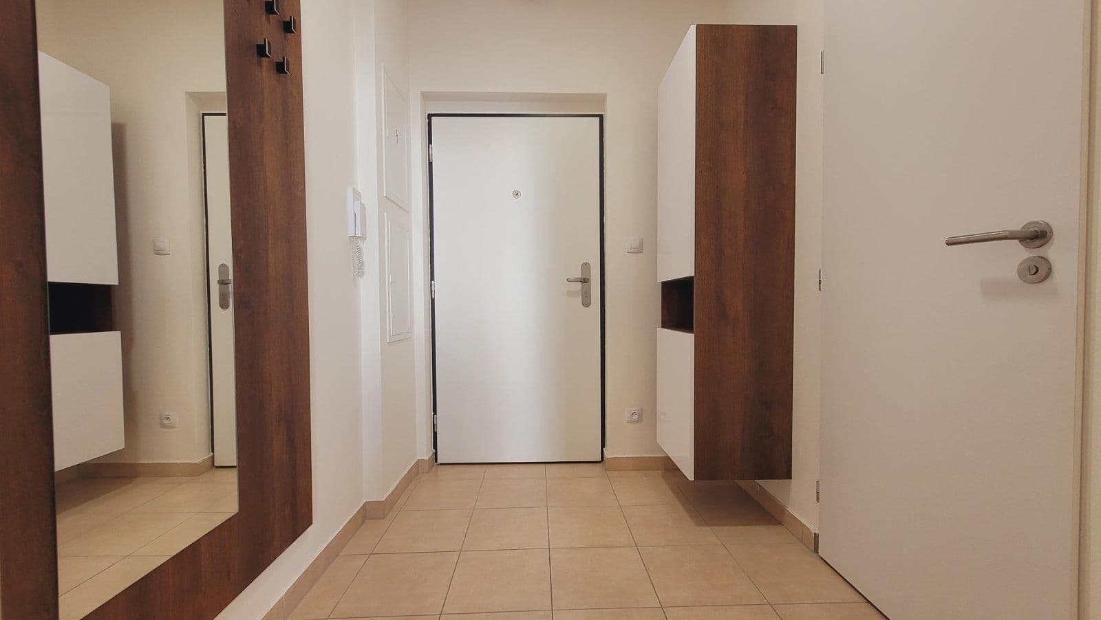 Prenájom bytu 1-izbový 29 m², Magisterská, Plzeň, Plzeňský kraj Prenájom bytu 1-izbový 29 m², Magisterská, Plzeň, Plzeňský kraj