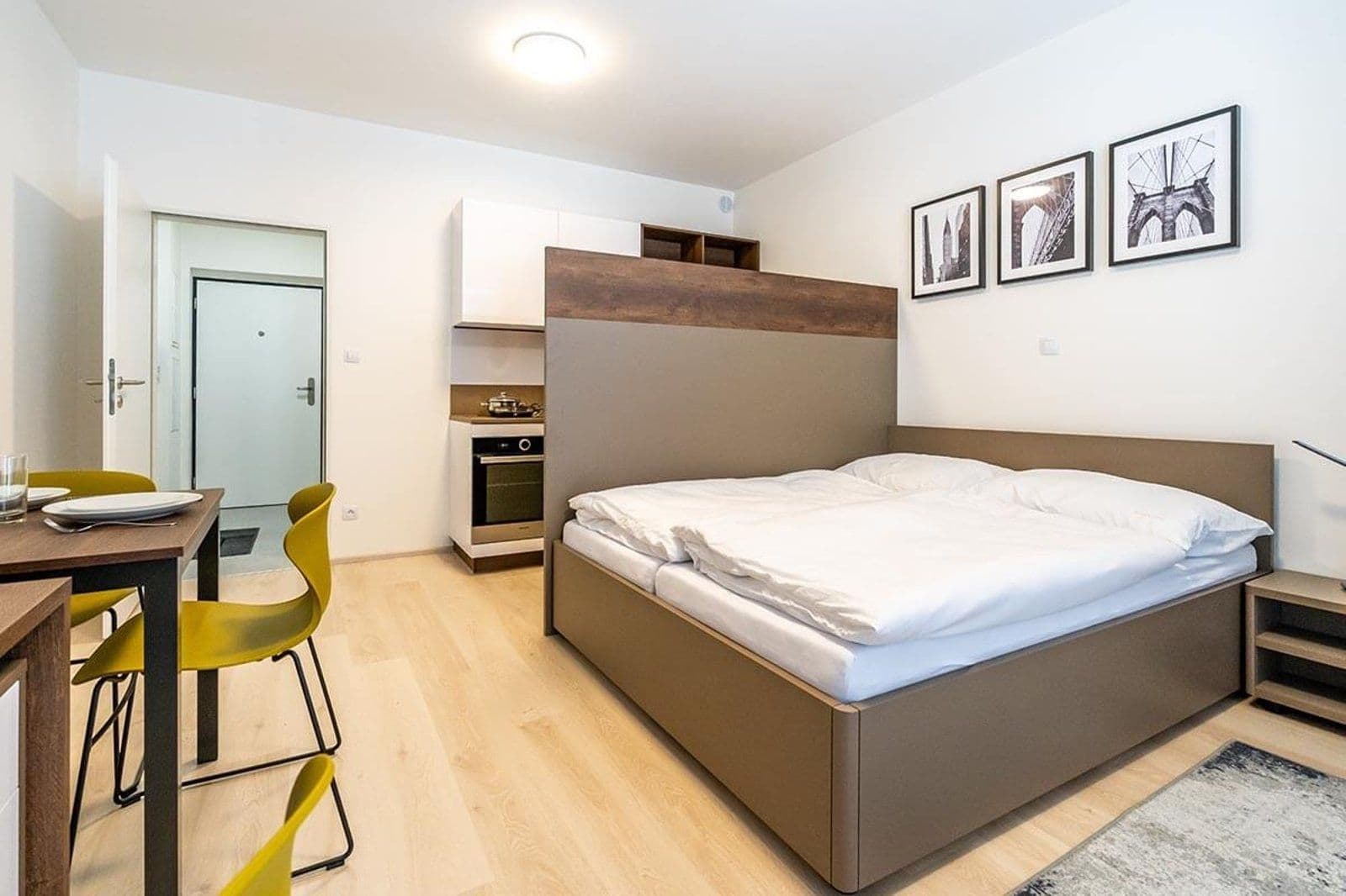 Prenájom bytu 1-izbový 29 m², Magisterská, Plzeň, Plzeňský kraj Prenájom bytu 1-izbový 29 m², Magisterská, Plzeň, Plzeňský kraj