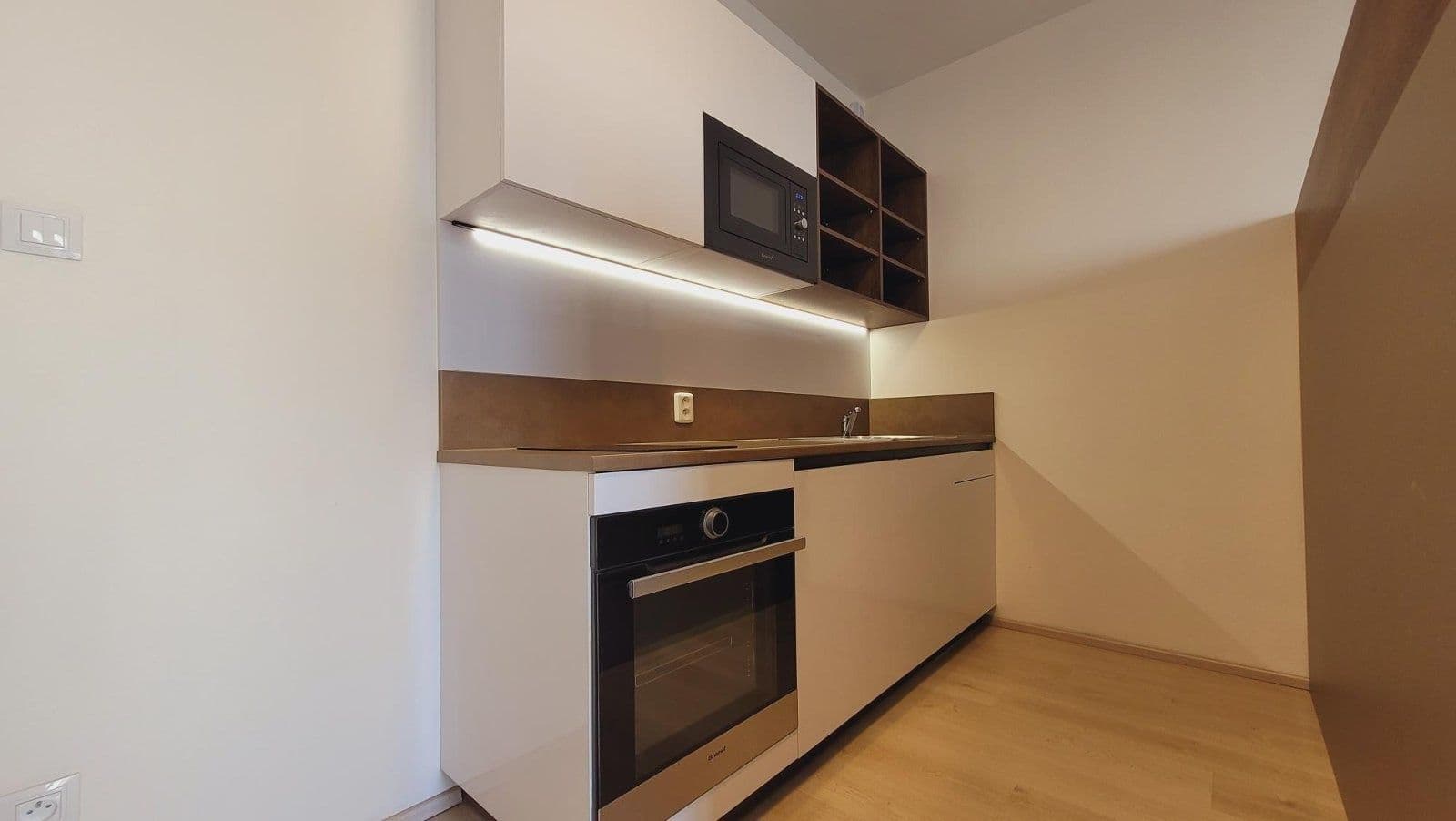 Prenájom bytu 1-izbový 29 m², Magisterská, Plzeň, Plzeňský kraj Prenájom bytu 1-izbový 29 m², Magisterská, Plzeň, Plzeňský kraj