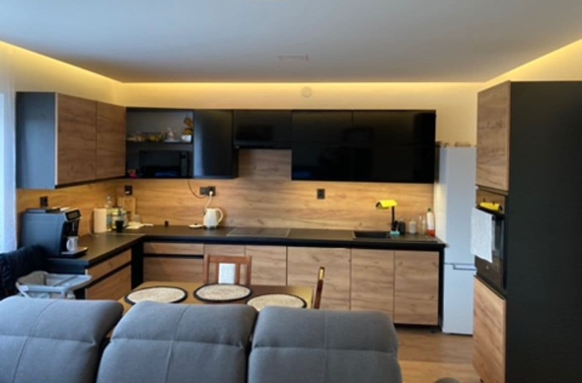 Predaj domu 170 m², pozemek 730 m², Obůrka, Velké Meziříčí, Kraj Vysočina Predaj domu 170 m², pozemek 730 m², Obůrka, Velké Meziříčí, Kraj Vysočina