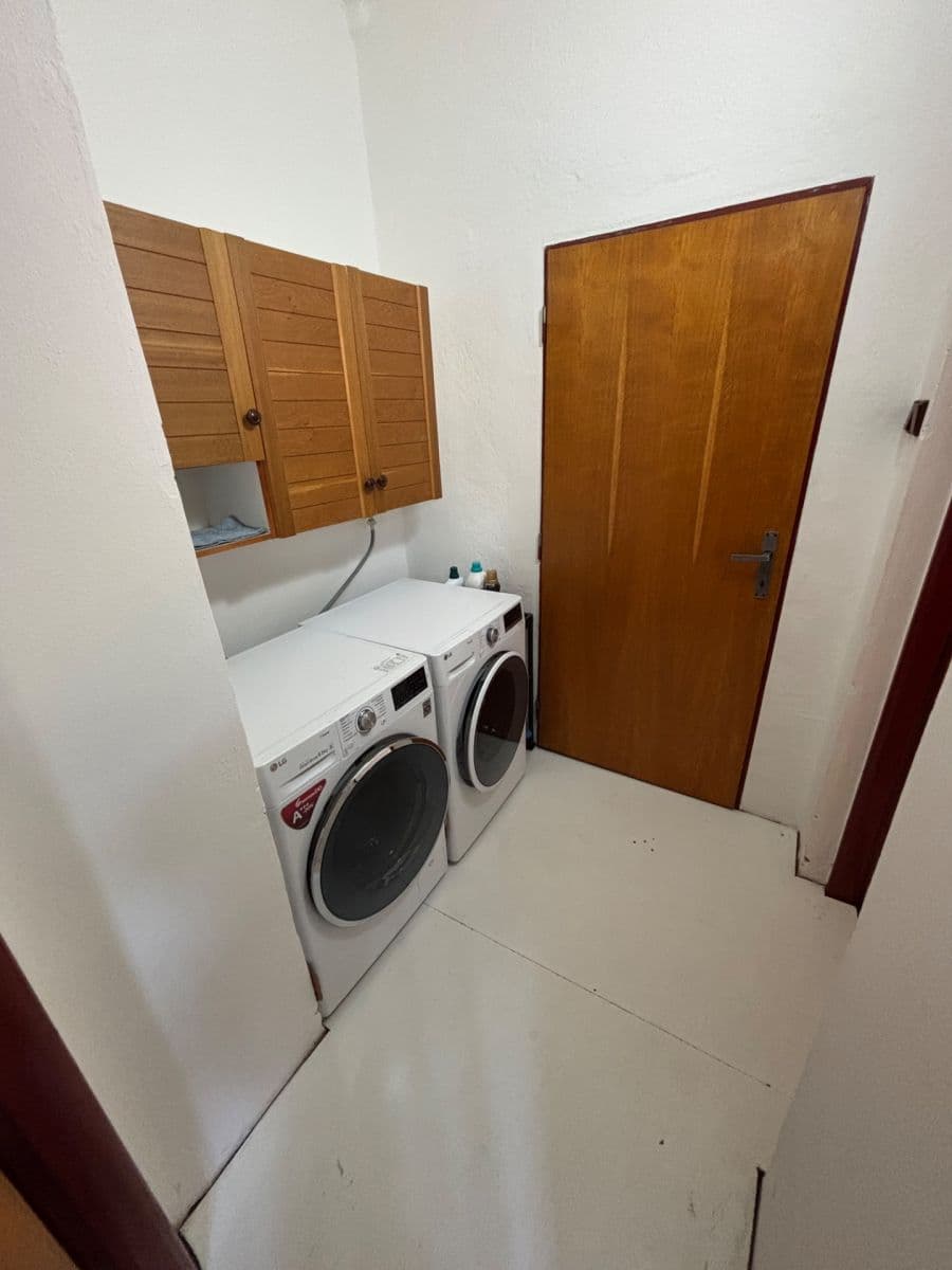 Predaj domu 170 m², pozemek 730 m², Obůrka, Velké Meziříčí, Kraj Vysočina Predaj domu 170 m², pozemek 730 m², Obůrka, Velké Meziříčí, Kraj Vysočina