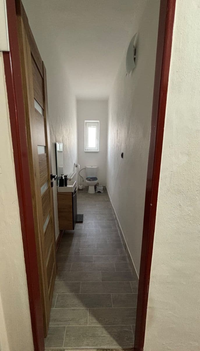 Predaj domu 170 m², pozemek 730 m², Obůrka, Velké Meziříčí, Kraj Vysočina Predaj domu 170 m², pozemek 730 m², Obůrka, Velké Meziříčí, Kraj Vysočina