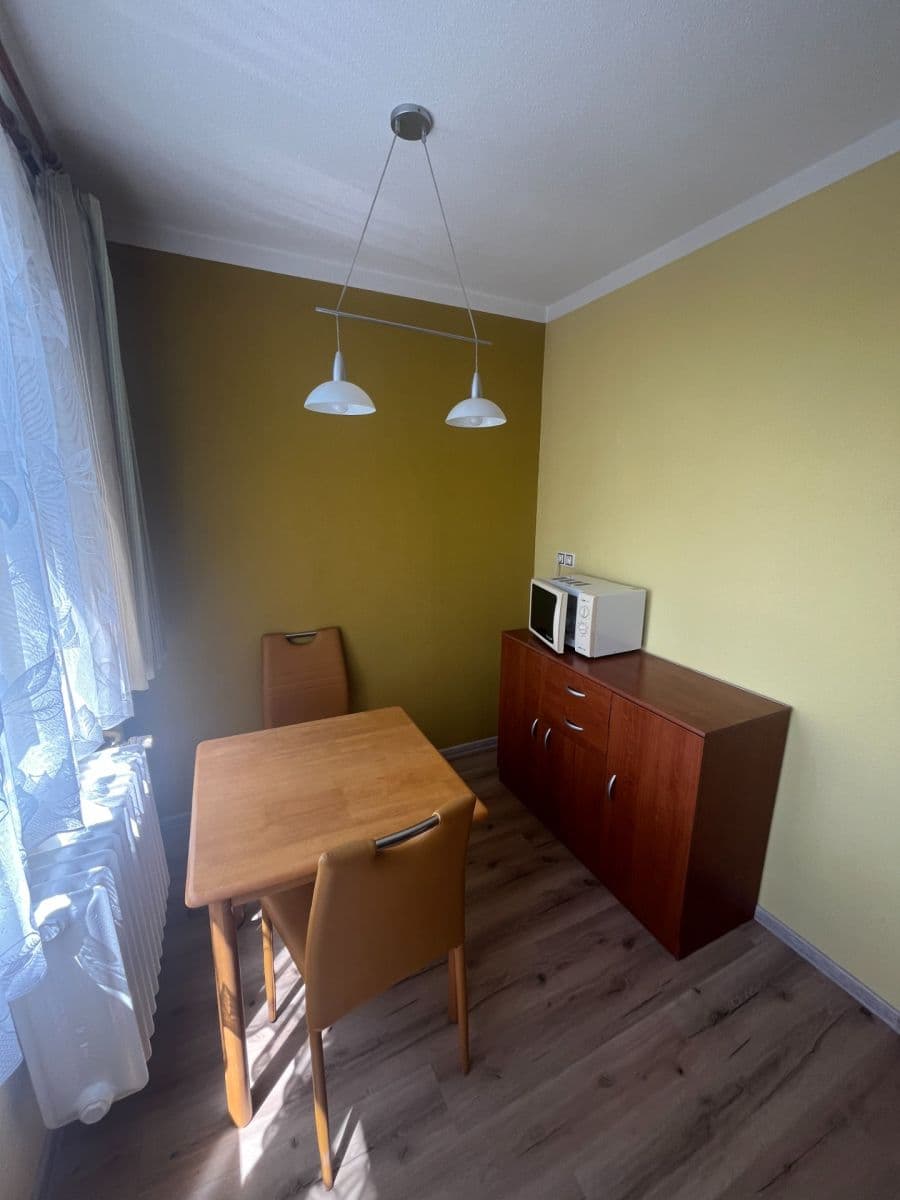 Prenájom bytu 2-izbový 72 m², Havlíčkova, Mariánské Lázně, Karlovarský kraj Prenájom bytu 2-izbový 72 m², Havlíčkova, Mariánské Lázně, Karlovarský kraj