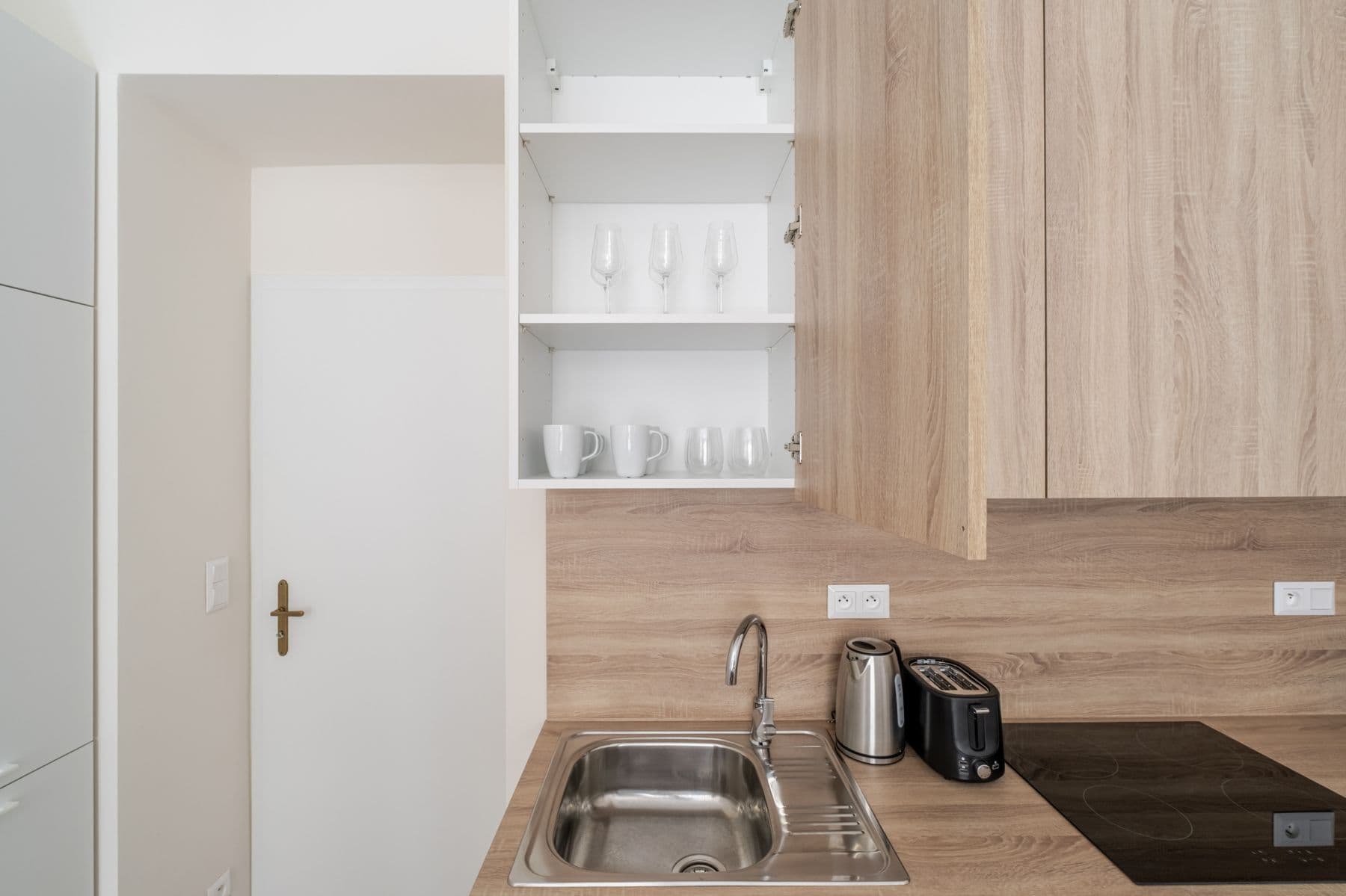 Prenájom bytu 31 m², Veletržní, Praha, Praha Prenájom bytu 31 m², Veletržní, Praha, Praha