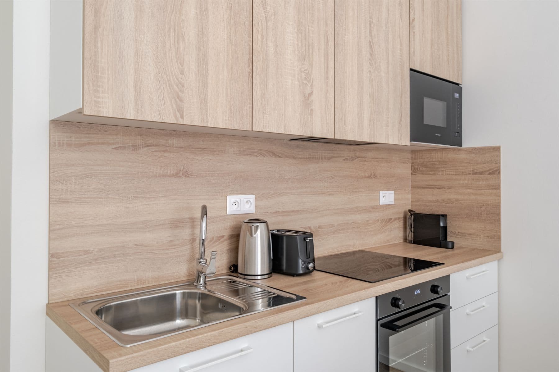 Prenájom bytu 31 m², Veletržní, Praha, Praha Prenájom bytu 31 m², Veletržní, Praha, Praha