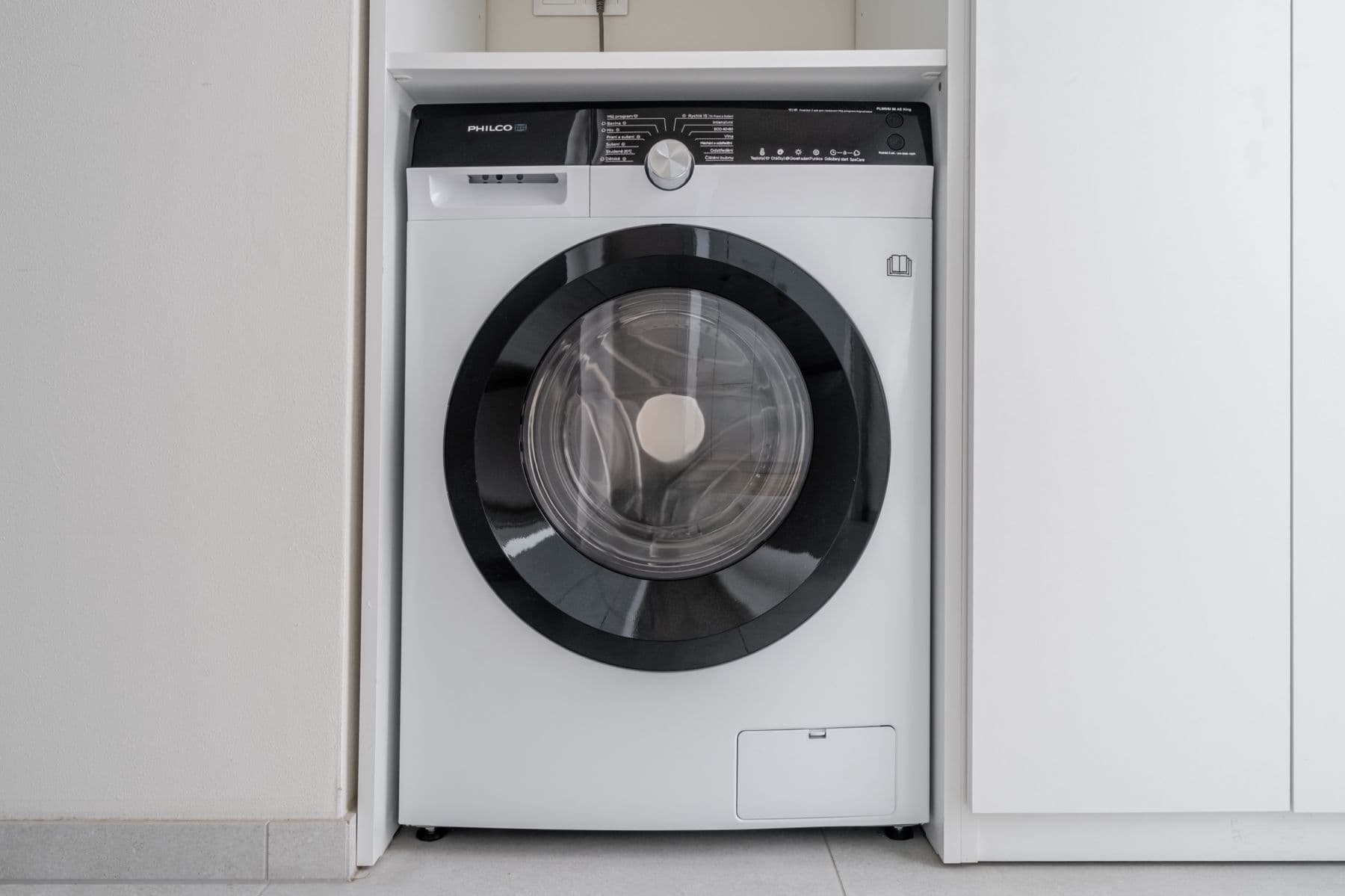 Prenájom bytu 45 m², Veletržní, Praha, Praha Prenájom bytu 45 m², Veletržní, Praha, Praha