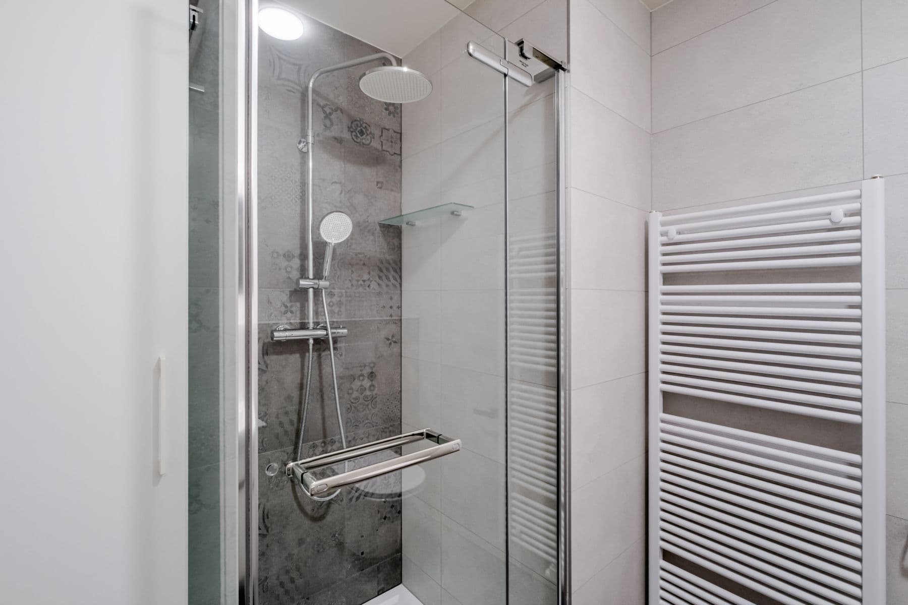 Prenájom bytu 45 m², Veletržní, Praha, Praha Prenájom bytu 45 m², Veletržní, Praha, Praha