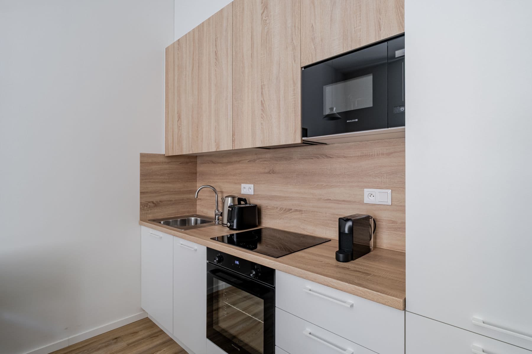 Prenájom bytu 45 m², Veletržní, Praha, Praha Prenájom bytu 45 m², Veletržní, Praha, Praha