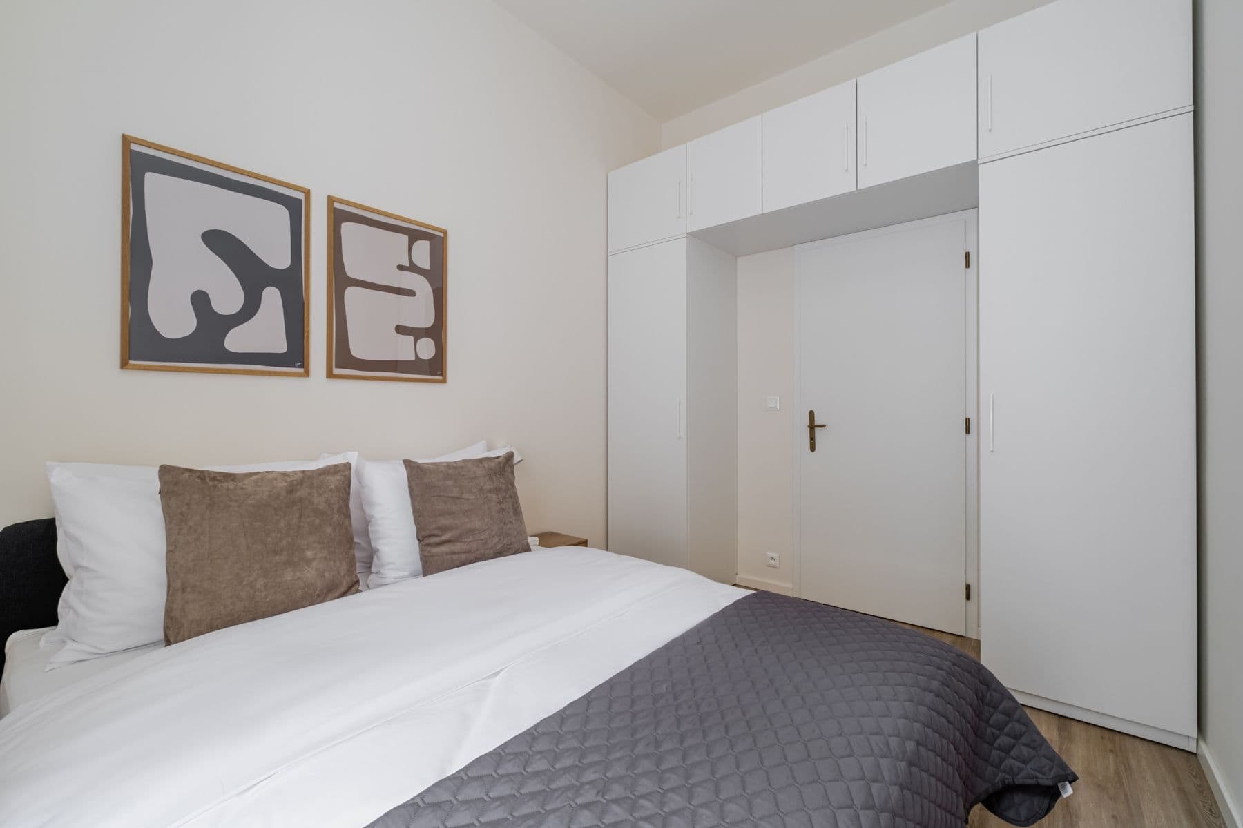 Prenájom bytu 45 m², Veletržní, Praha, Praha Prenájom bytu 45 m², Veletržní, Praha, Praha