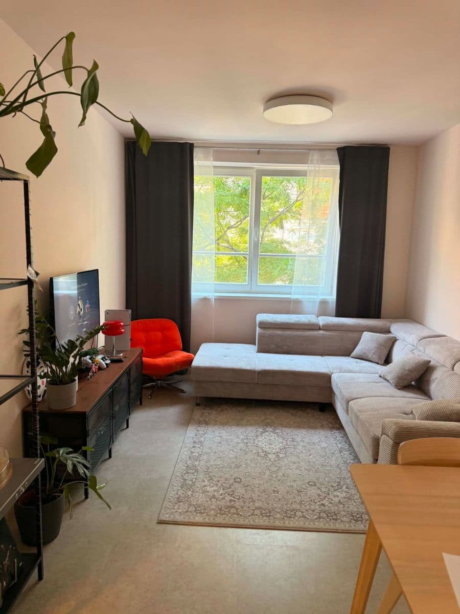 Prenájom bytu 2-izbový 53 m², Křižíkova, Praha, Praha Prenájom bytu 2-izbový 53 m², Křižíkova, Praha, Praha