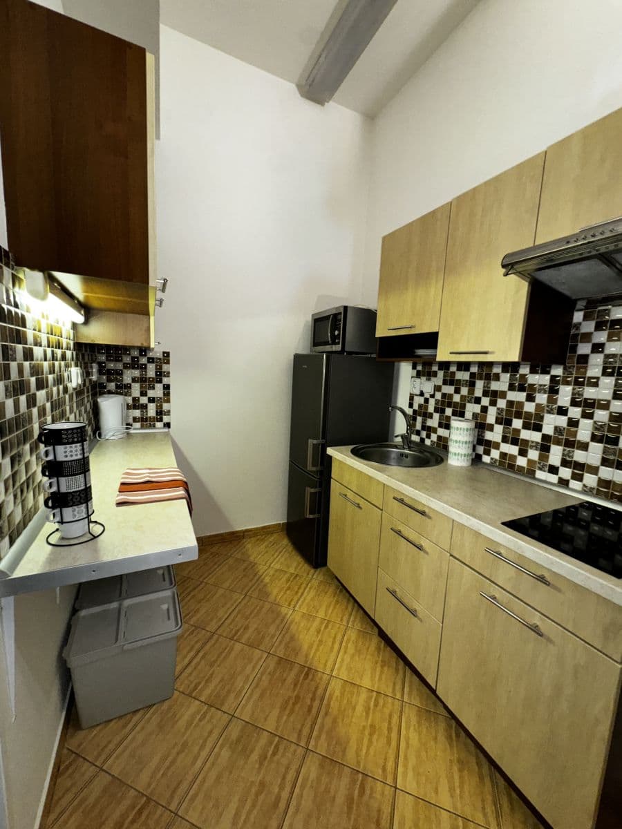 Prenájom bytu 28 m², Drahobejlova, Praha, Praha Prenájom bytu 28 m², Drahobejlova, Praha, Praha