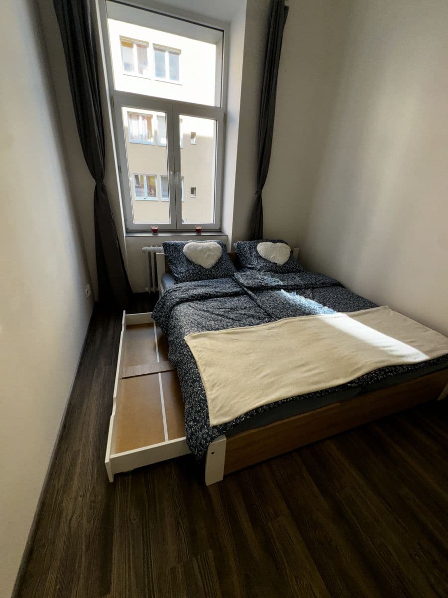 Prenájom bytu 28 m², Drahobejlova, Praha, Praha Prenájom bytu 28 m², Drahobejlova, Praha, Praha