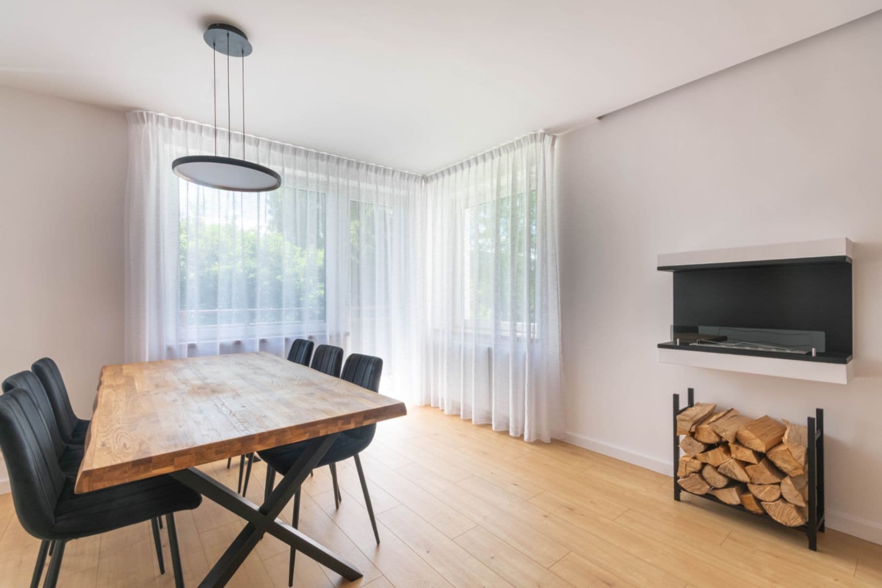 Predaj bytu 3-izbový 79 m², Harrachov, Liberecký kraj Predaj bytu 3-izbový 79 m², Harrachov, Liberecký kraj