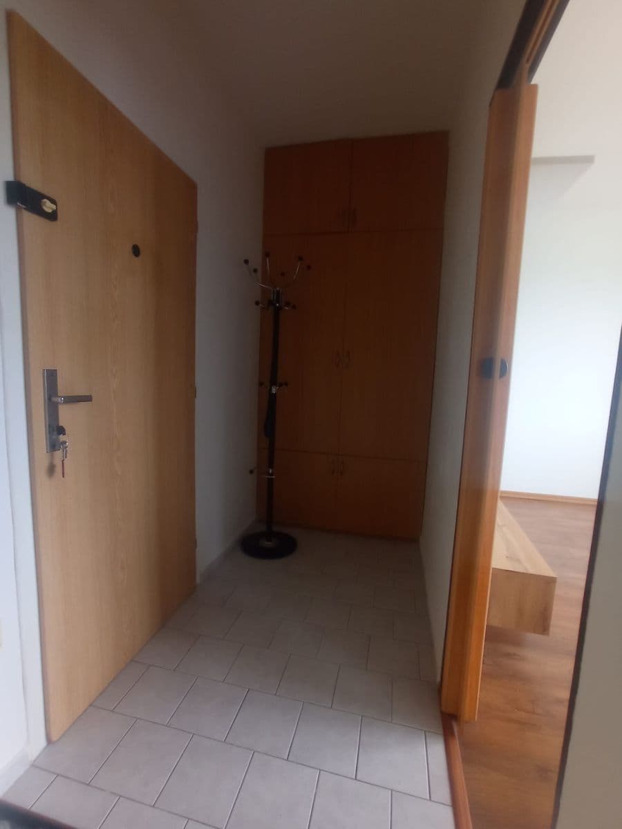 Prenájom bytu 2-izbový 48 m², Dr. Šavrdy, Ostrava, Moravskoslezský kraj Prenájom bytu 2-izbový 48 m², Dr. Šavrdy, Ostrava, Moravskoslezský kraj