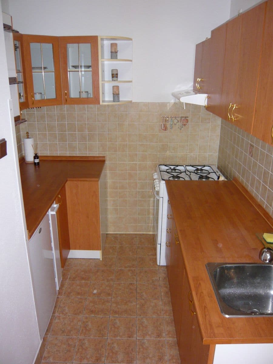 Prenájom bytu 2-izbový 42 m², Anny Drabíkové, Praha, Praha Prenájom bytu 2-izbový 42 m², Anny Drabíkové, Praha, Praha
