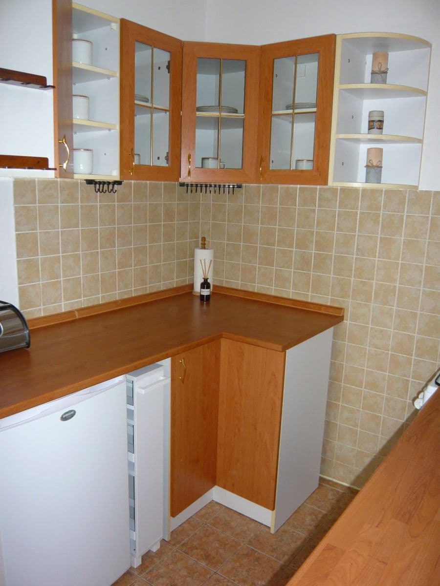 Prenájom bytu 2-izbový 42 m², Anny Drabíkové, Praha, Praha Prenájom bytu 2-izbový 42 m², Anny Drabíkové, Praha, Praha