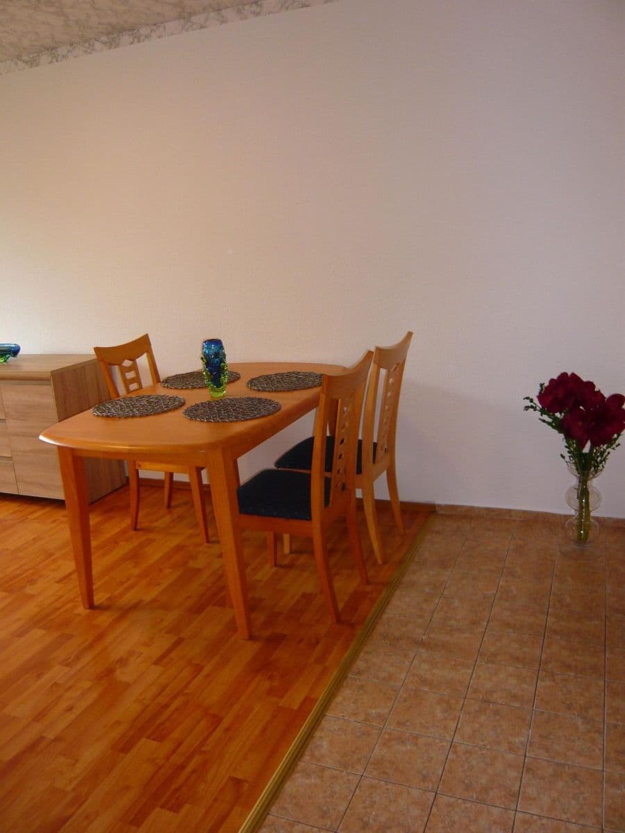 Prenájom bytu 2-izbový 42 m², Anny Drabíkové, Praha, Praha Prenájom bytu 2-izbový 42 m², Anny Drabíkové, Praha, Praha