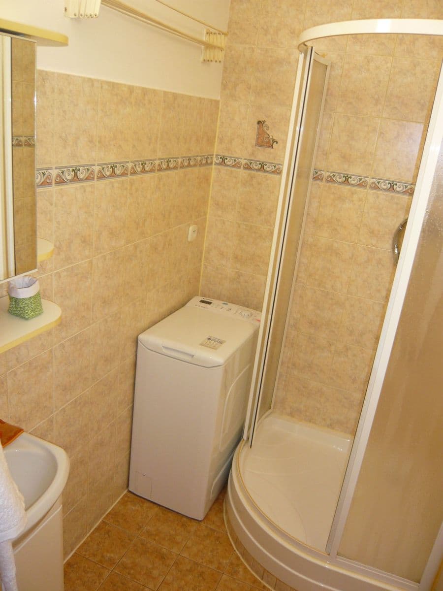 Prenájom bytu 2-izbový 42 m², Anny Drabíkové, Praha, Praha Prenájom bytu 2-izbový 42 m², Anny Drabíkové, Praha, Praha