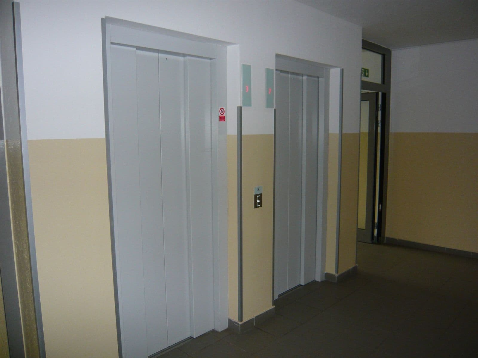 Prenájom bytu 2-izbový 42 m², Anny Drabíkové, Praha, Praha Prenájom bytu 2-izbový 42 m², Anny Drabíkové, Praha, Praha