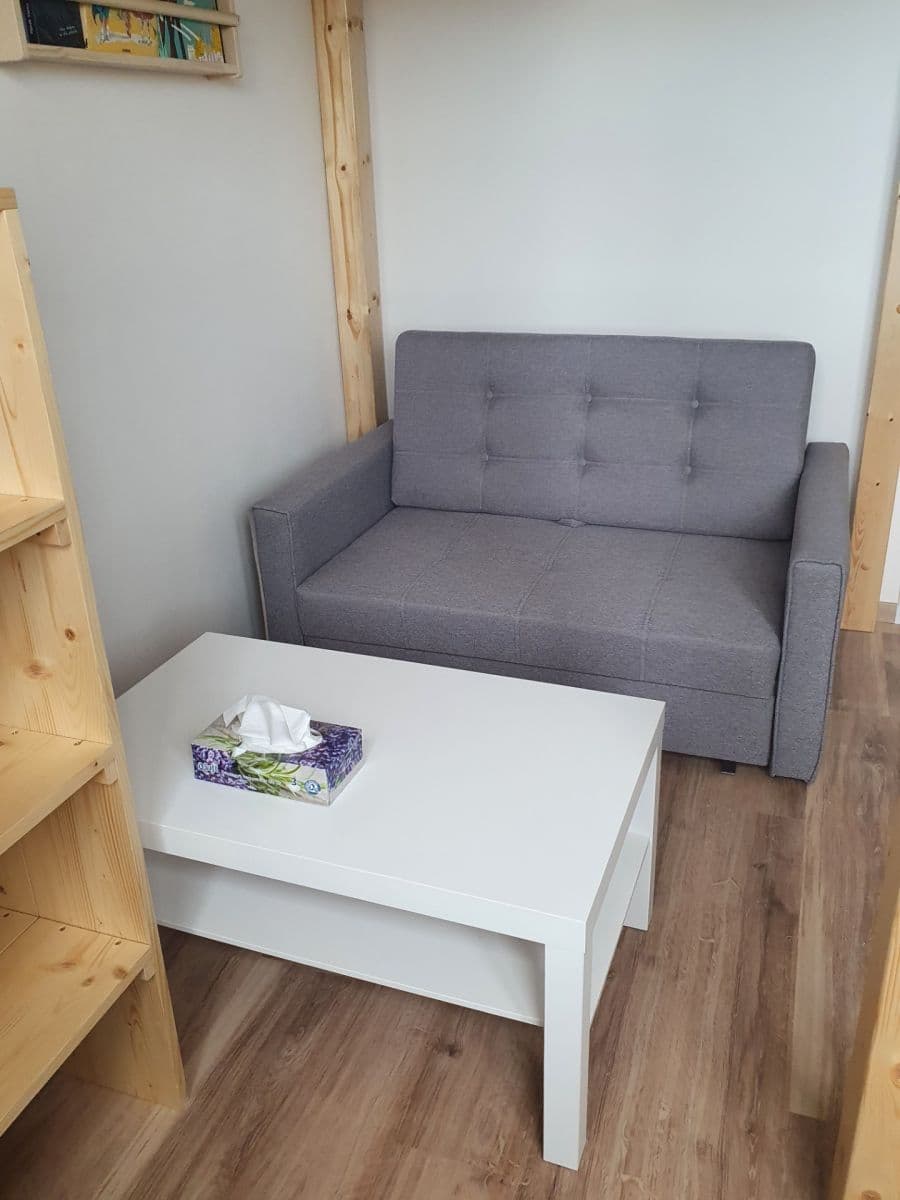 Prenájom bytu 1-izbový 21 m², náměstí Dr. Václava Holého, Praha, Praha Prenájom bytu 1-izbový 21 m², náměstí Dr. Václava Holého, Praha, Praha