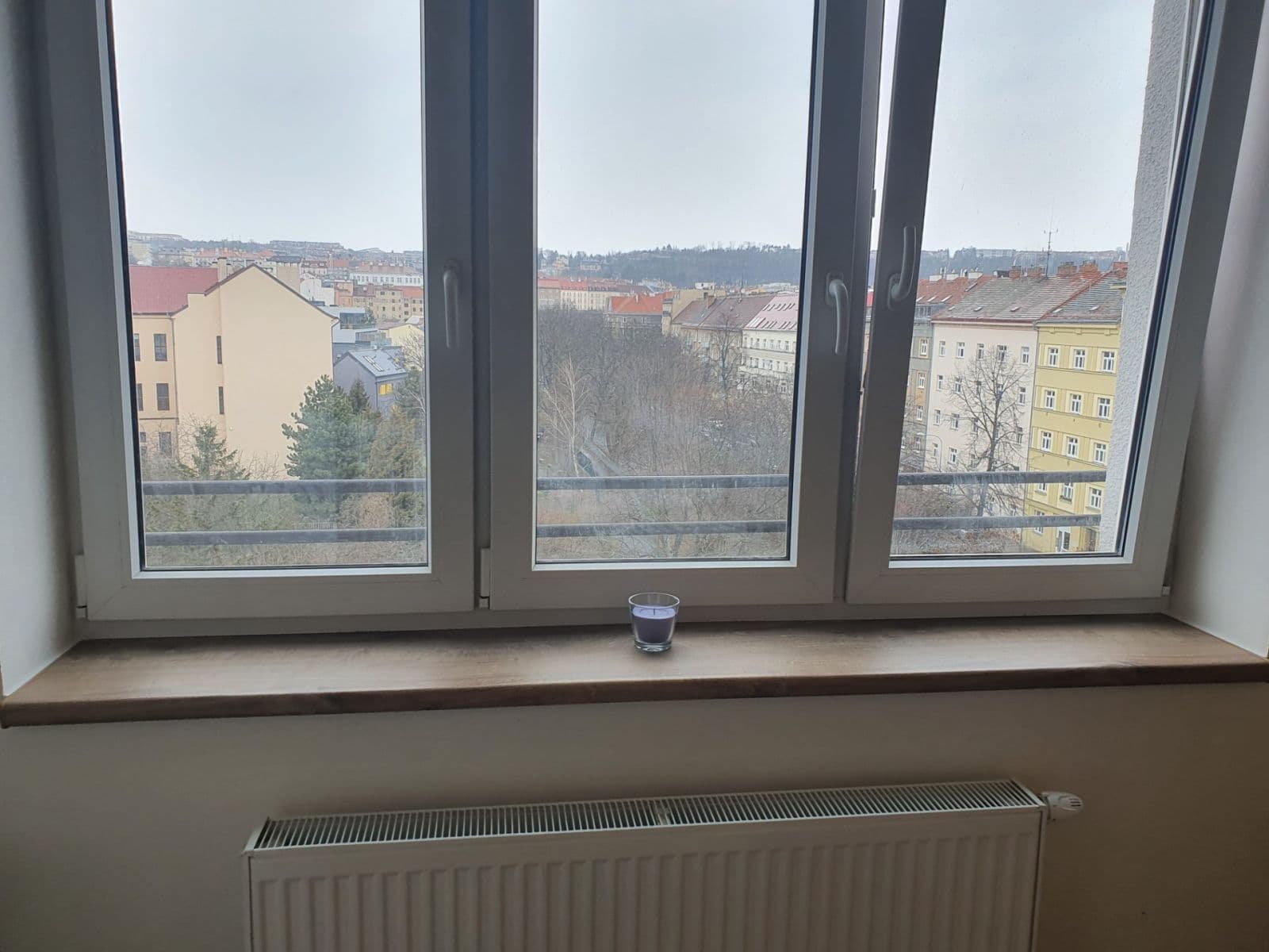 Prenájom bytu 1-izbový 21 m², náměstí Dr. Václava Holého, Praha, Praha Prenájom bytu 1-izbový 21 m², náměstí Dr. Václava Holého, Praha, Praha