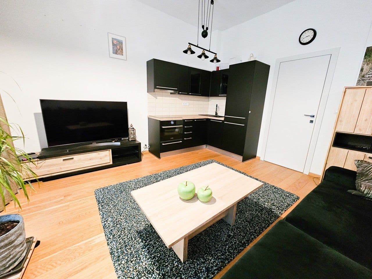 Prenájom bytu 2-izbový 54 m², Krásova, Praha, Praha Prenájom bytu 2-izbový 54 m², Krásova, Praha, Praha