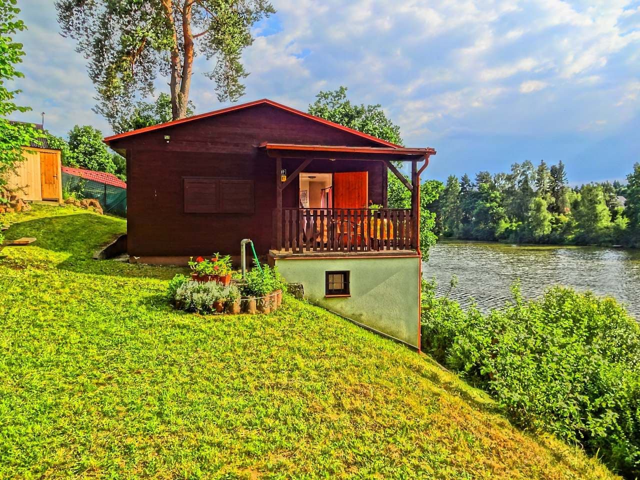 Prenájom rekreačného objektu, Hrusice, Středočeský kraj Prenájom rekreačného objektu, Hrusice, Středočeský kraj