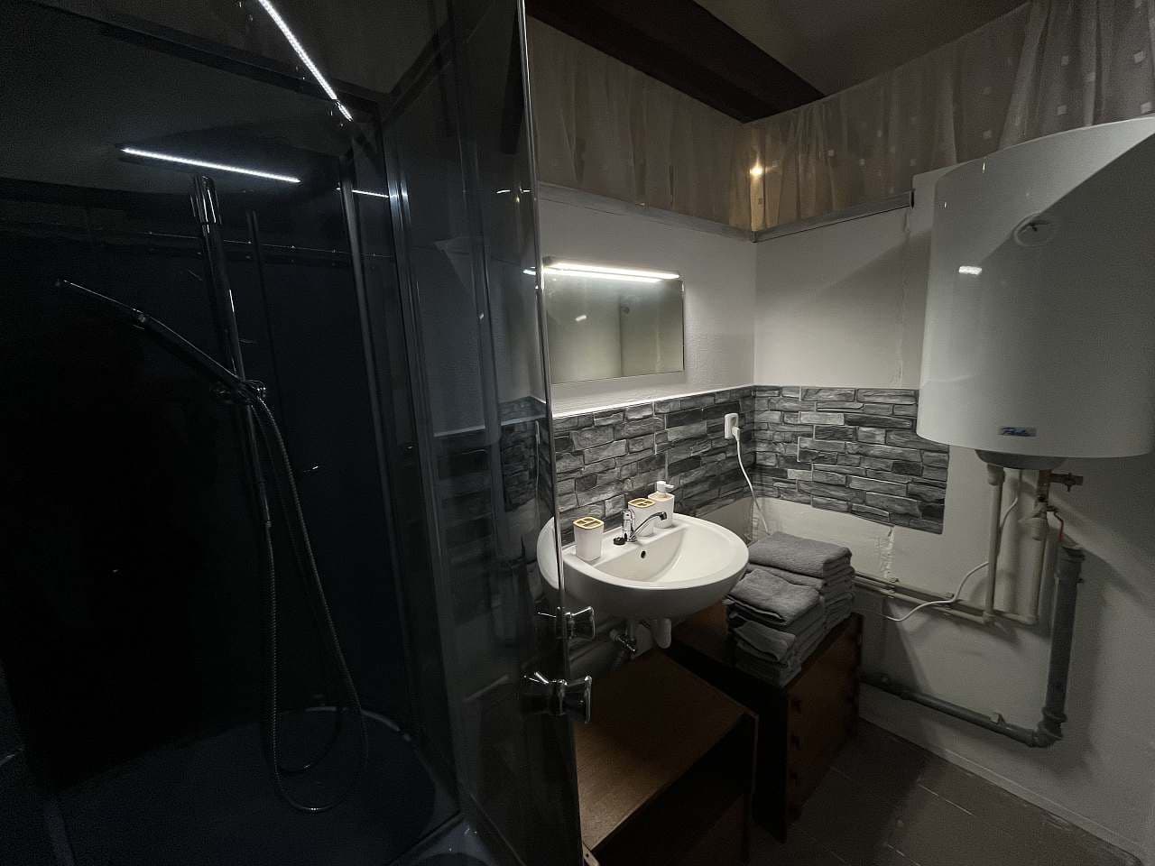 Prenájom rekreačného objektu, Mnichovo Hradiště, Středočeský kraj Prenájom rekreačného objektu, Mnichovo Hradiště, Středočeský kraj