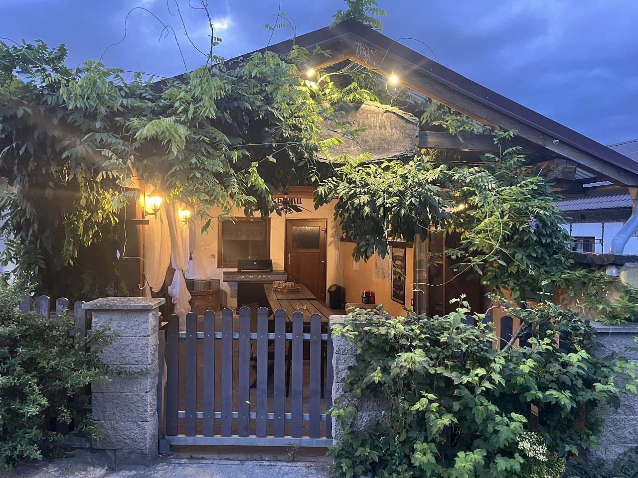 Prenájom rekreačného objektu, Mnichovo Hradiště, Středočeský kraj Prenájom rekreačného objektu, Mnichovo Hradiště, Středočeský kraj