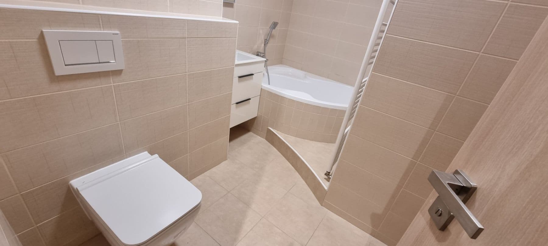 Prenájom bytu 3-izbový 61 m², Javorová, Hustopeče, Jihomoravský kraj Prenájom bytu 3-izbový 61 m², Javorová, Hustopeče, Jihomoravský kraj