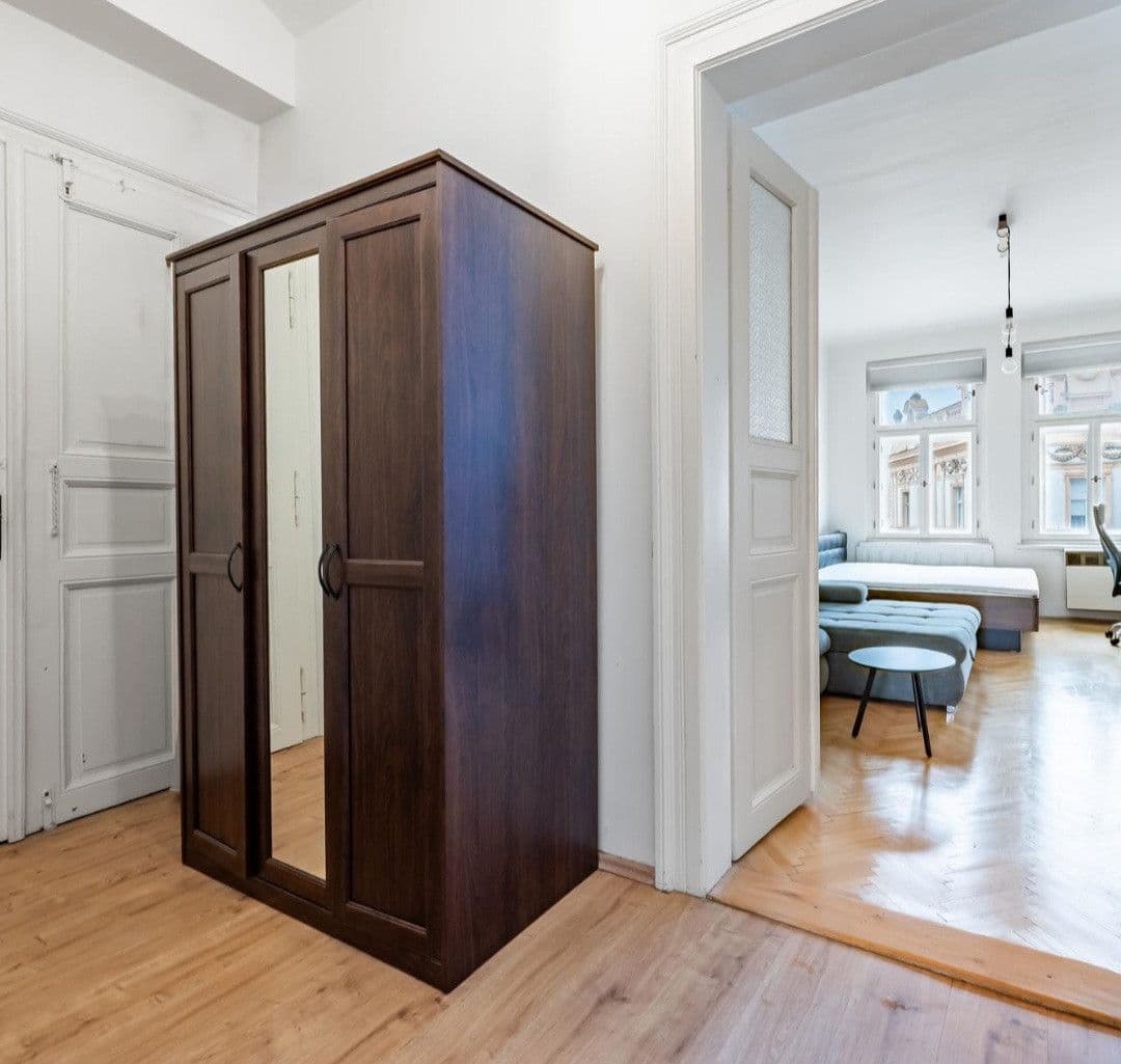 Prenájom bytu 53 m², Budečská, Praha, Praha Prenájom bytu 53 m², Budečská, Praha, Praha