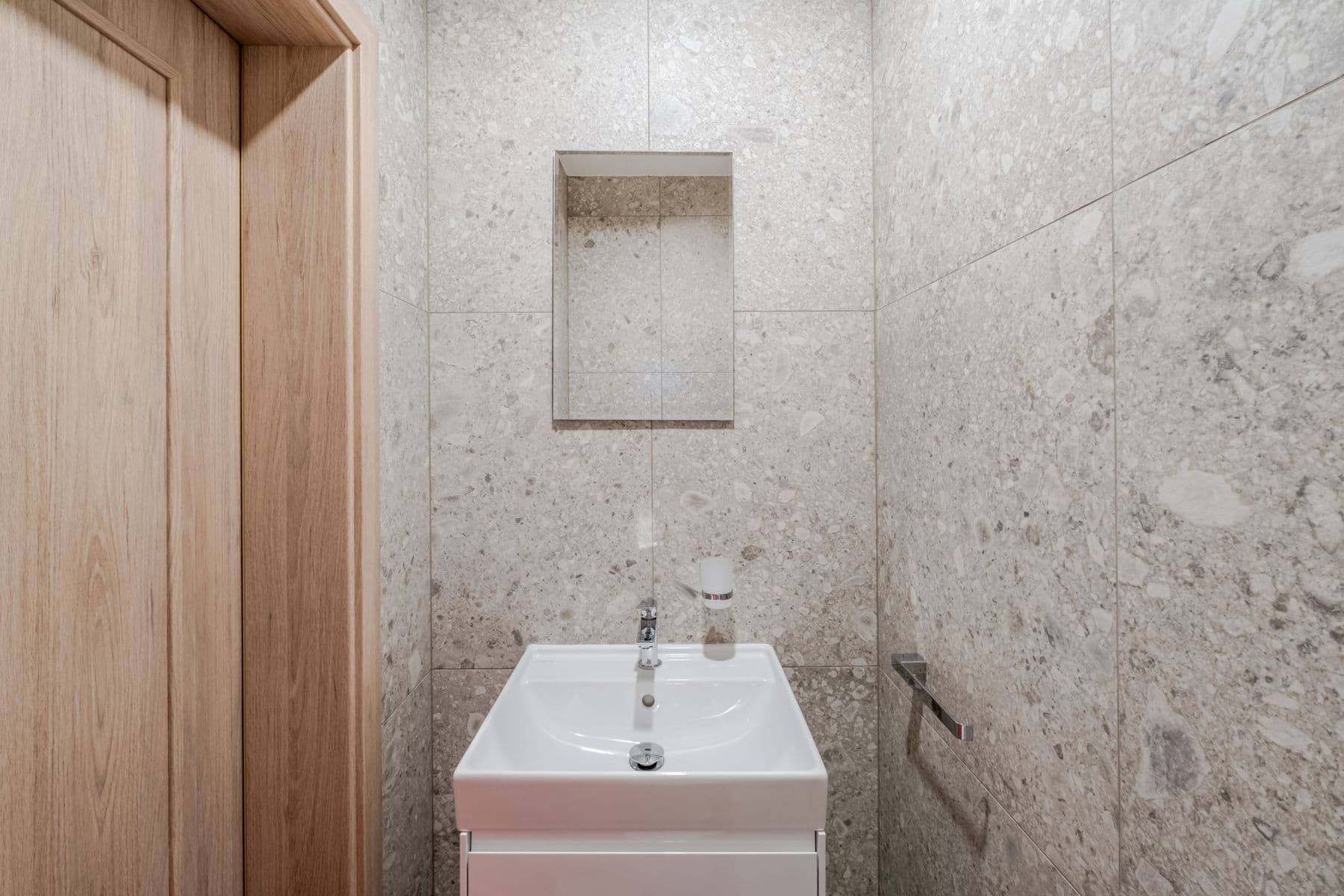 Prenájom bytu 51 m², Svatoslavova, Praha, Praha Prenájom bytu 51 m², Svatoslavova, Praha, Praha