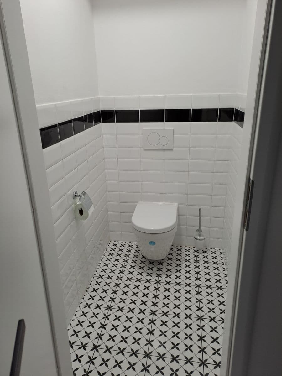 Prenájom bytu 2-izbový 48 m², Za rybníkem, Lišany, Středočeský kraj Prenájom bytu 2-izbový 48 m², Za rybníkem, Lišany, Středočeský kraj