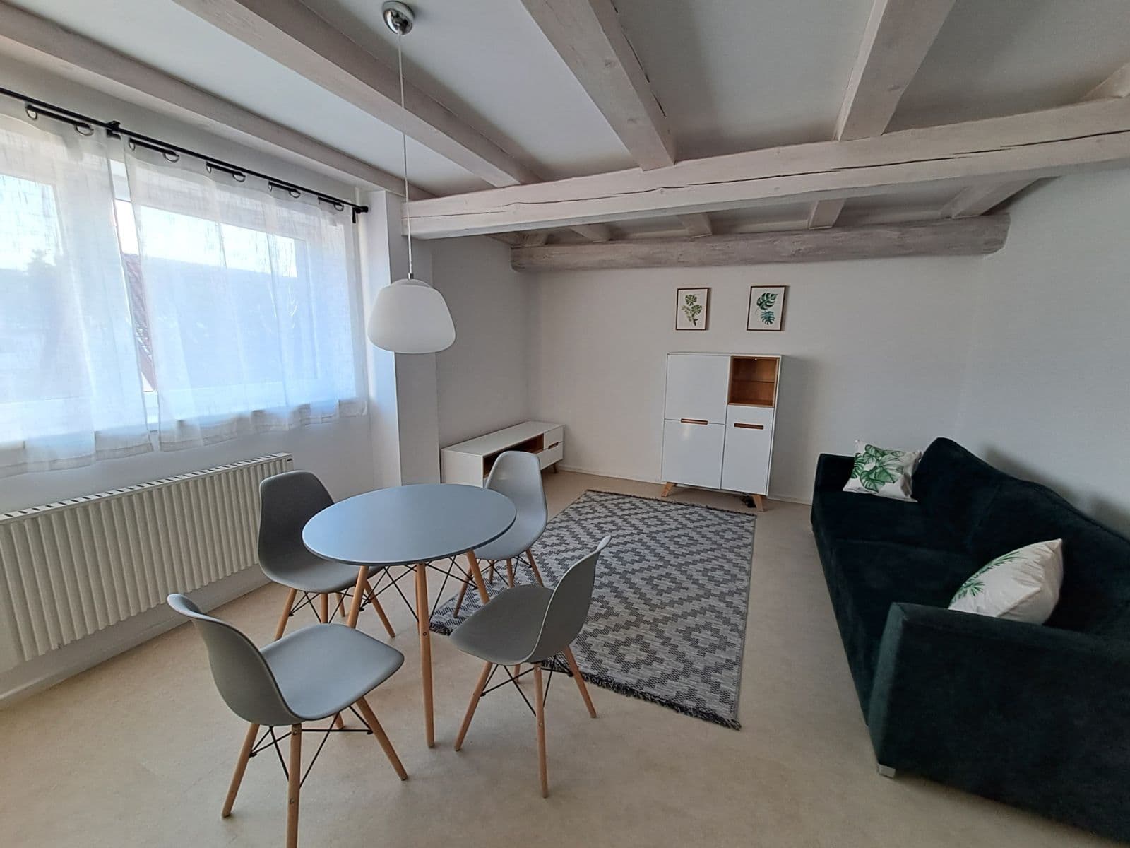 Prenájom bytu 2-izbový 48 m², Za rybníkem, Lišany, Středočeský kraj Prenájom bytu 2-izbový 48 m², Za rybníkem, Lišany, Středočeský kraj