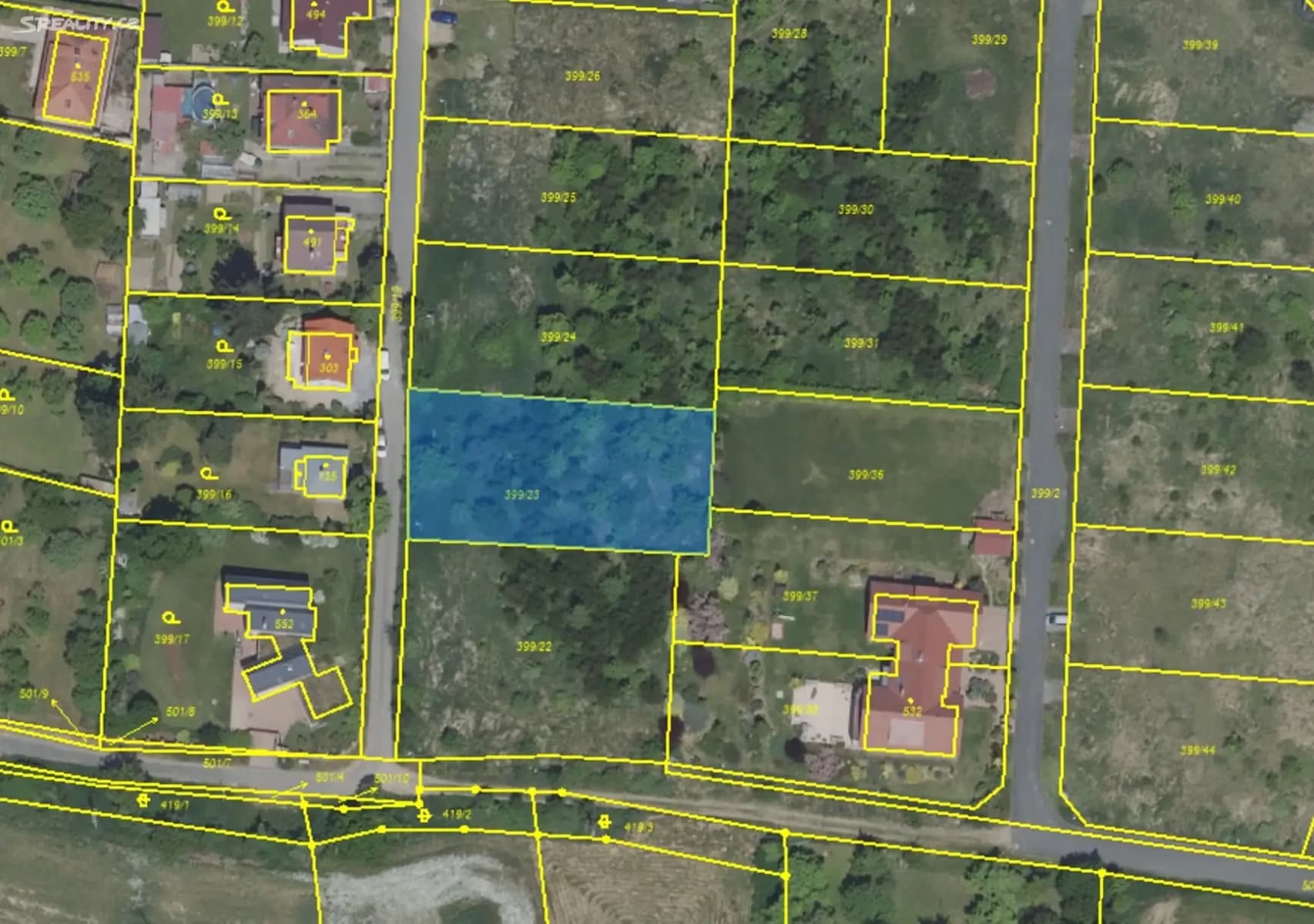 Predaj pozemku 1.225 m², Český Šternberk, Středočeský kraj Predaj pozemku 1.225 m², Český Šternberk, Středočeský kraj