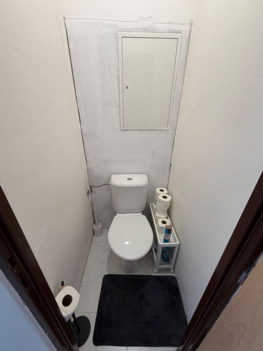 Prenájom bytu 1-izbový 25 m², Jahodová, Praha, Praha Prenájom bytu 1-izbový 25 m², Jahodová, Praha, Praha