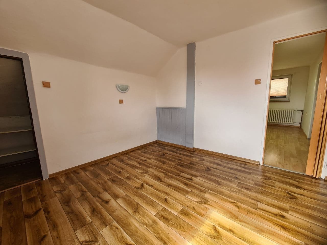 Prenájom bytu 2-izbový 300 m², Jaroměřská, Praha, Praha Prenájom bytu 2-izbový 300 m², Jaroměřská, Praha, Praha