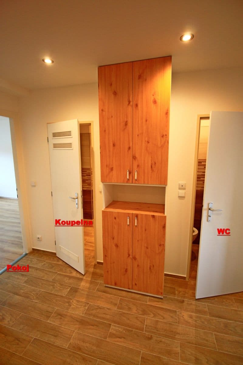 Prenájom bytu 2-izbový 62 m², Vnější, Praha, Praha Prenájom bytu 2-izbový 62 m², Vnější, Praha, Praha