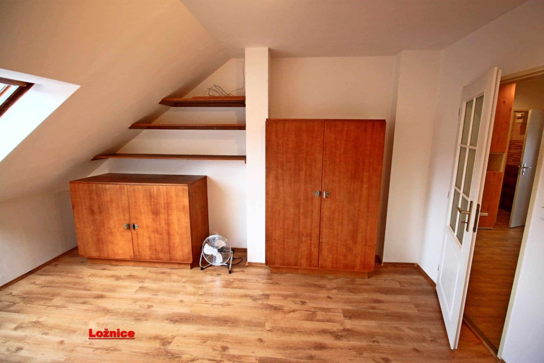 Prenájom bytu 2-izbový 62 m², Vnější, Praha, Praha Prenájom bytu 2-izbový 62 m², Vnější, Praha, Praha