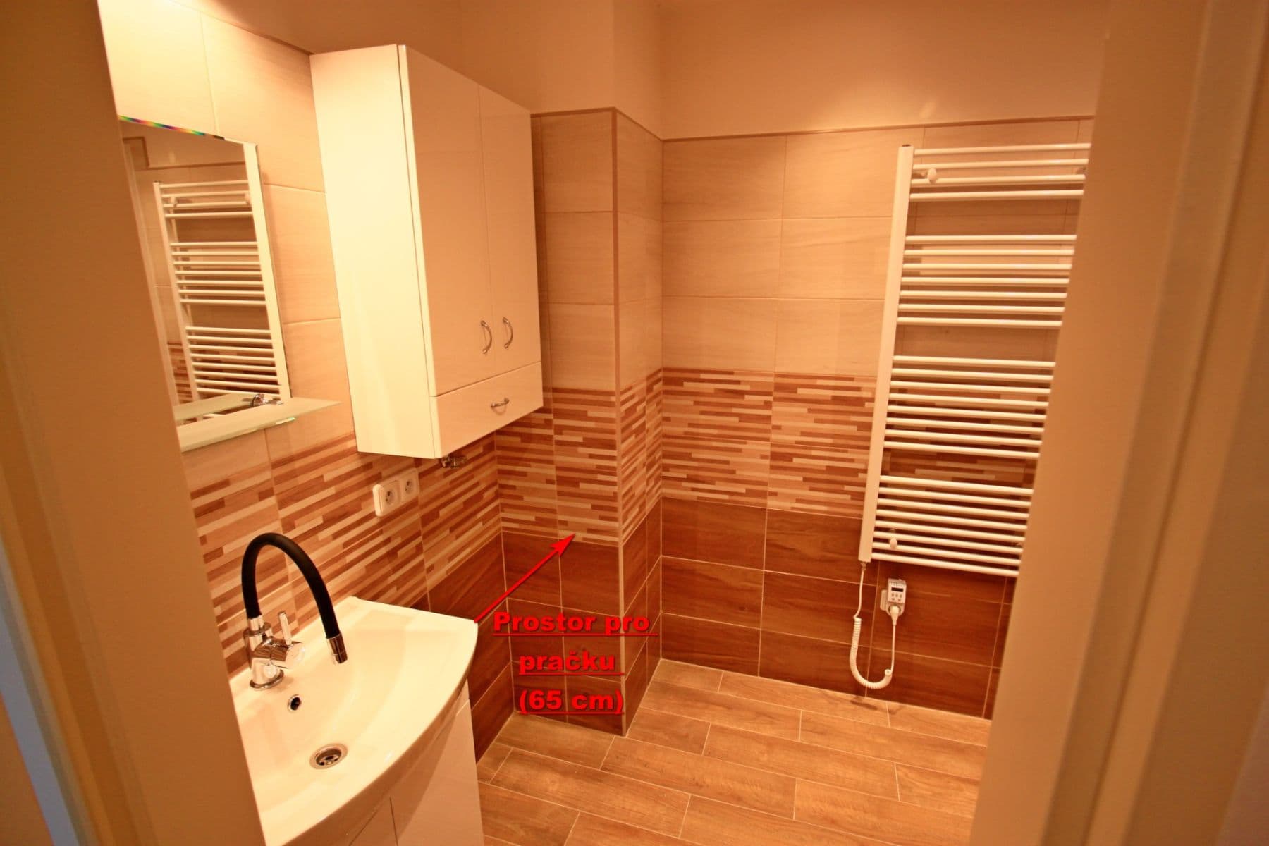 Prenájom bytu 2-izbový 62 m², Vnější, Praha, Praha Prenájom bytu 2-izbový 62 m², Vnější, Praha, Praha