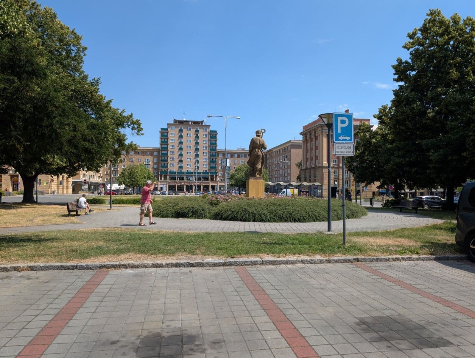 Prenájom nebytového priestoru 12 m², Alšovo náměstí, Ostrava, Moravskoslezský kraj Prenájom nebytového priestoru 12 m², Alšovo náměstí, Ostrava, Moravskoslezský kraj