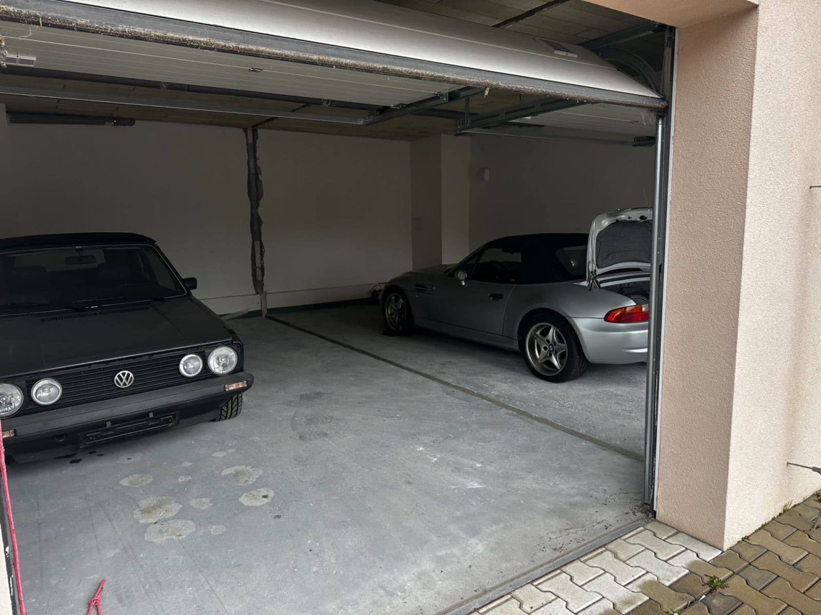 Predaj garáže 50 m², Králův Dvůr, Středočeský kraj Predaj garáže 50 m², Králův Dvůr, Středočeský kraj