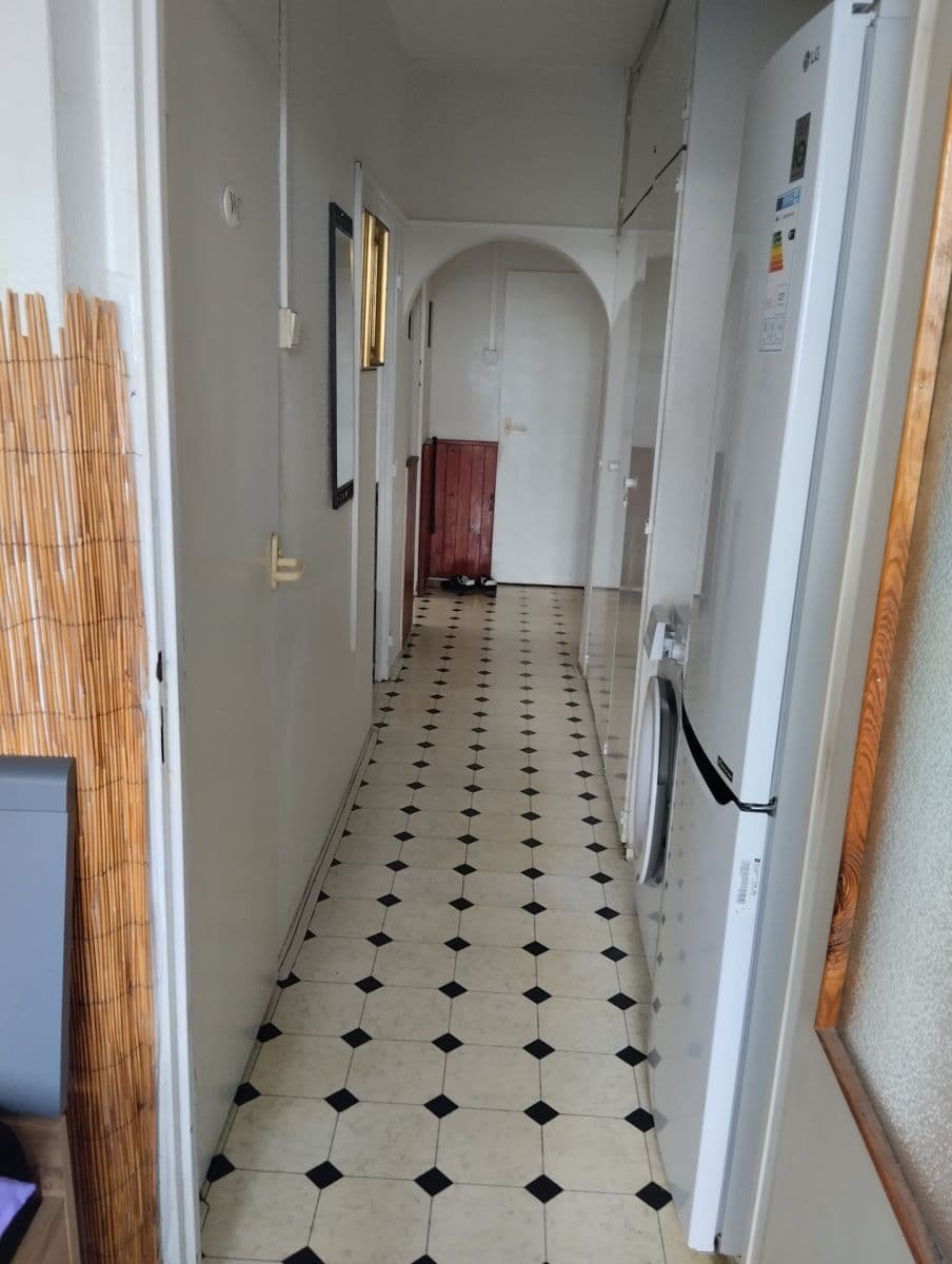 Predaj bytu 3-izbový 74 m², Nad Lesním divadlem, Praha, Praha Predaj bytu 3-izbový 74 m², Nad Lesním divadlem, Praha, Praha