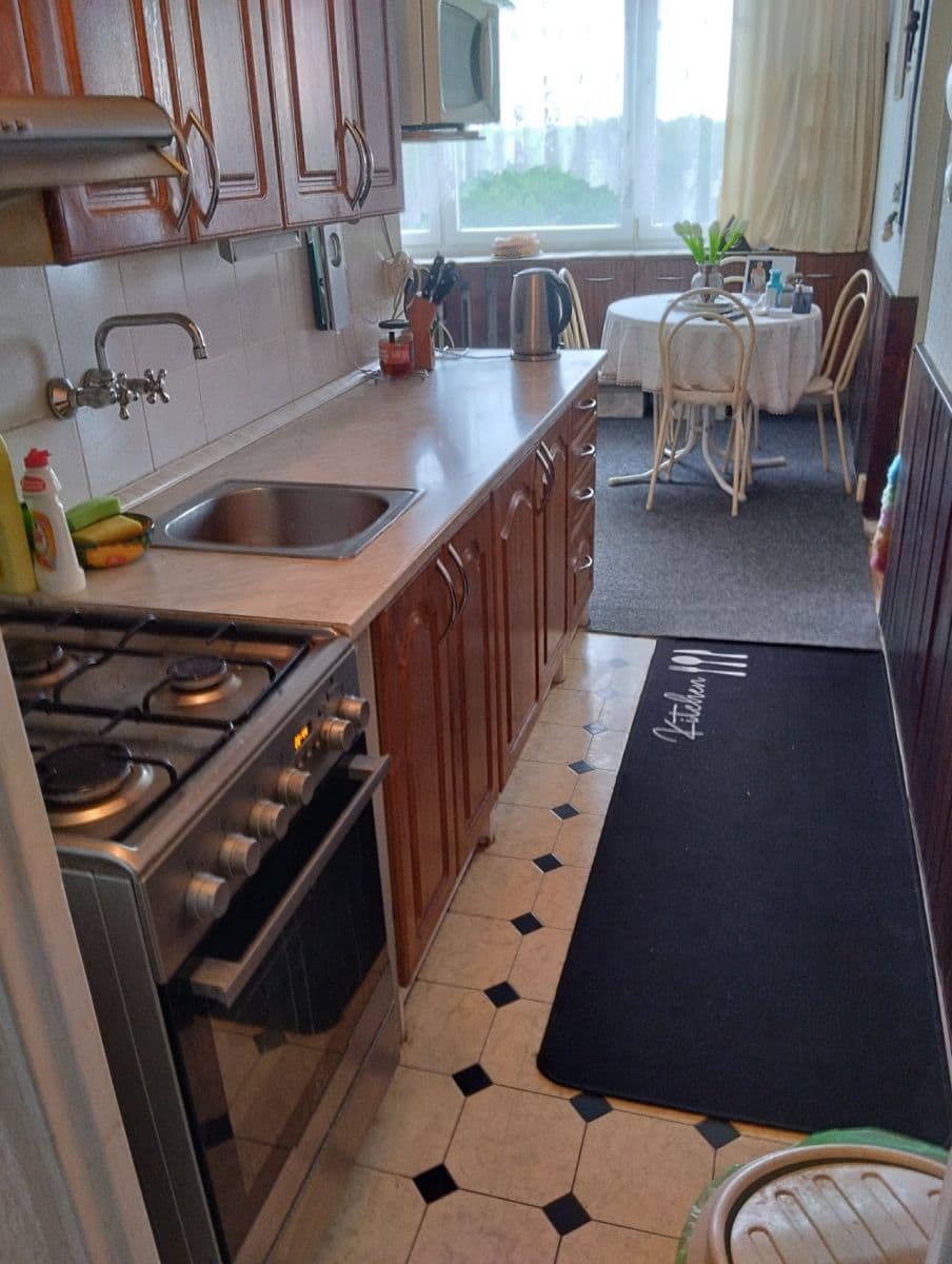 Predaj bytu 3-izbový 74 m², Nad Lesním divadlem, Praha, Praha Predaj bytu 3-izbový 74 m², Nad Lesním divadlem, Praha, Praha